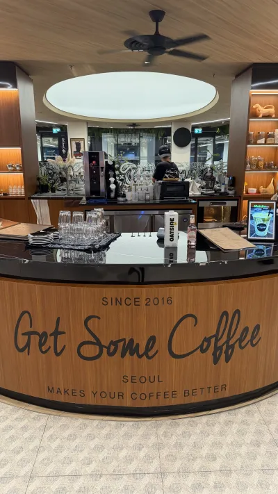 Get Some Coffee Velaa Lang Suan