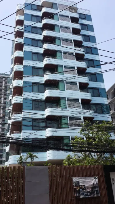 Rom Sai Residence