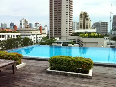 VINCENTE CONDO