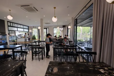 Mililin Cafe & Eatery