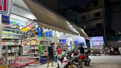 Beautiful Fish Shop Lotus Mahachai