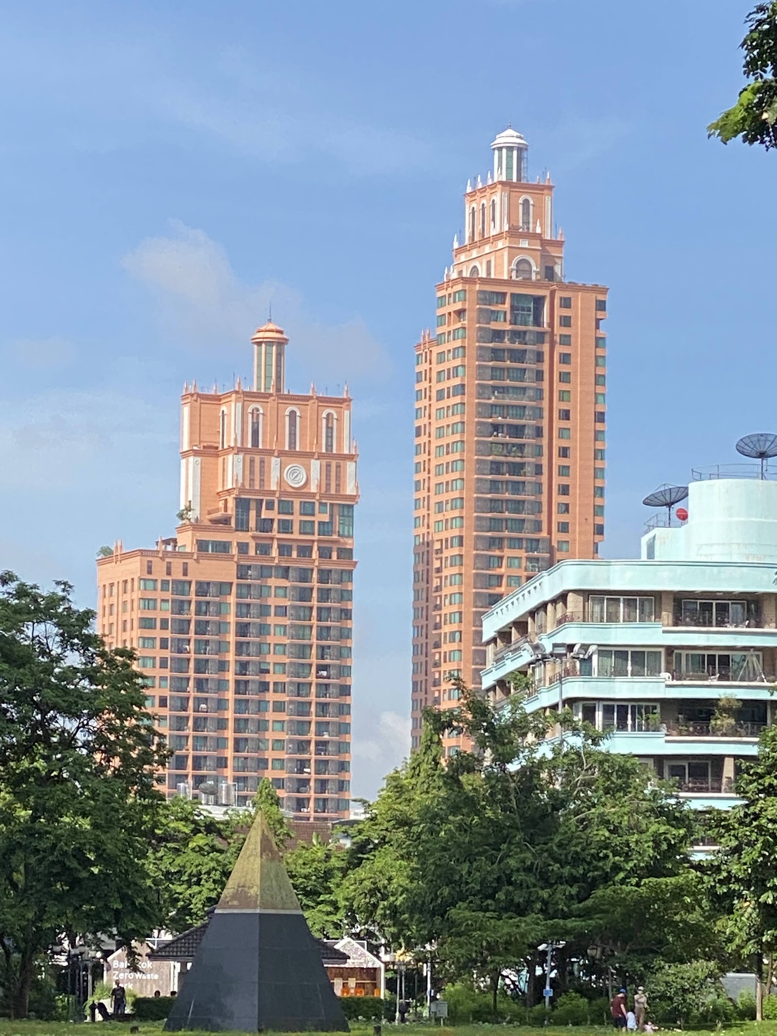 Aguston Sukhumvit 22