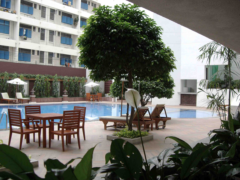 Esmeralda Apartment Sathon