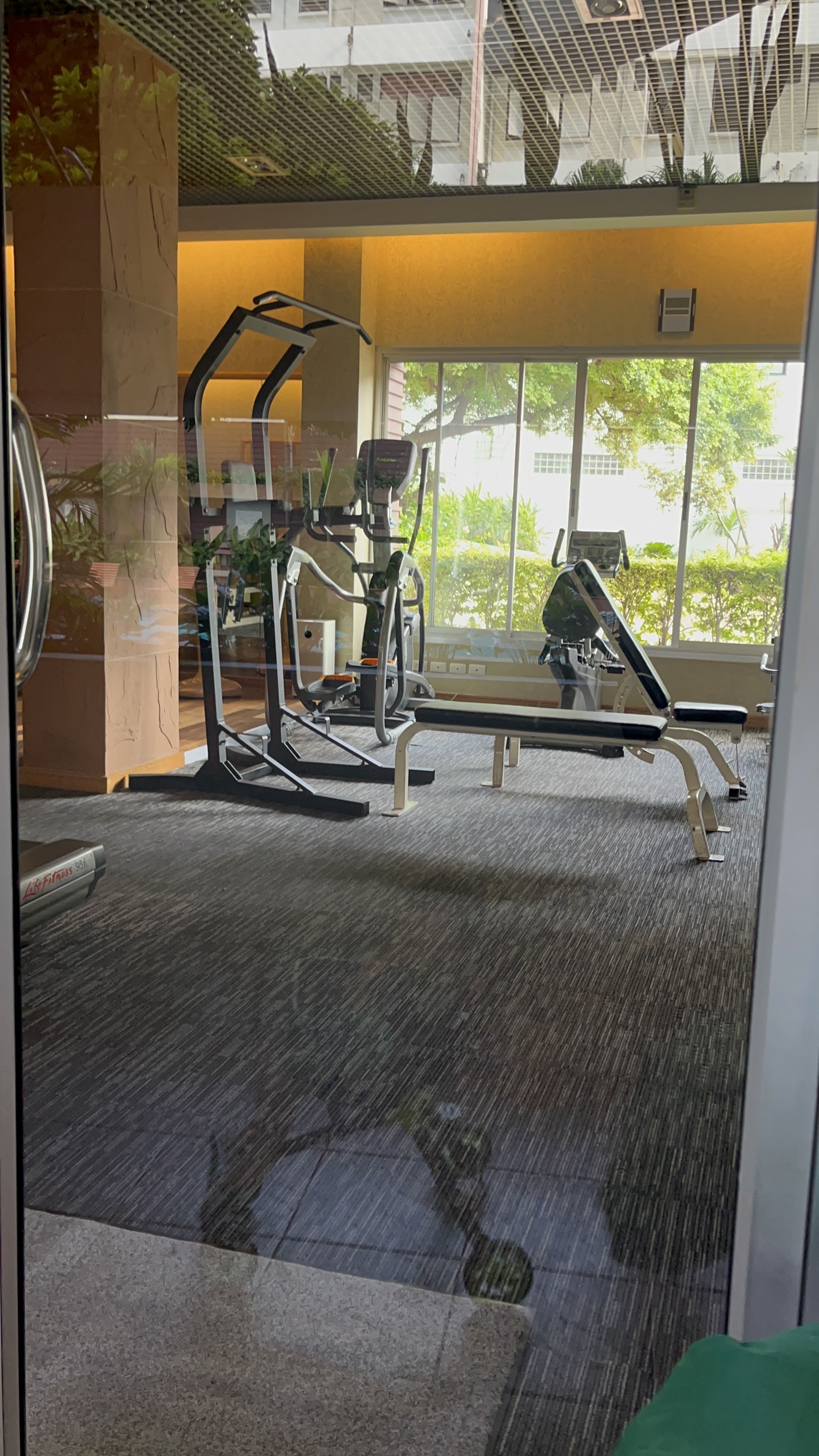 Esmeralda Apartment Sathon