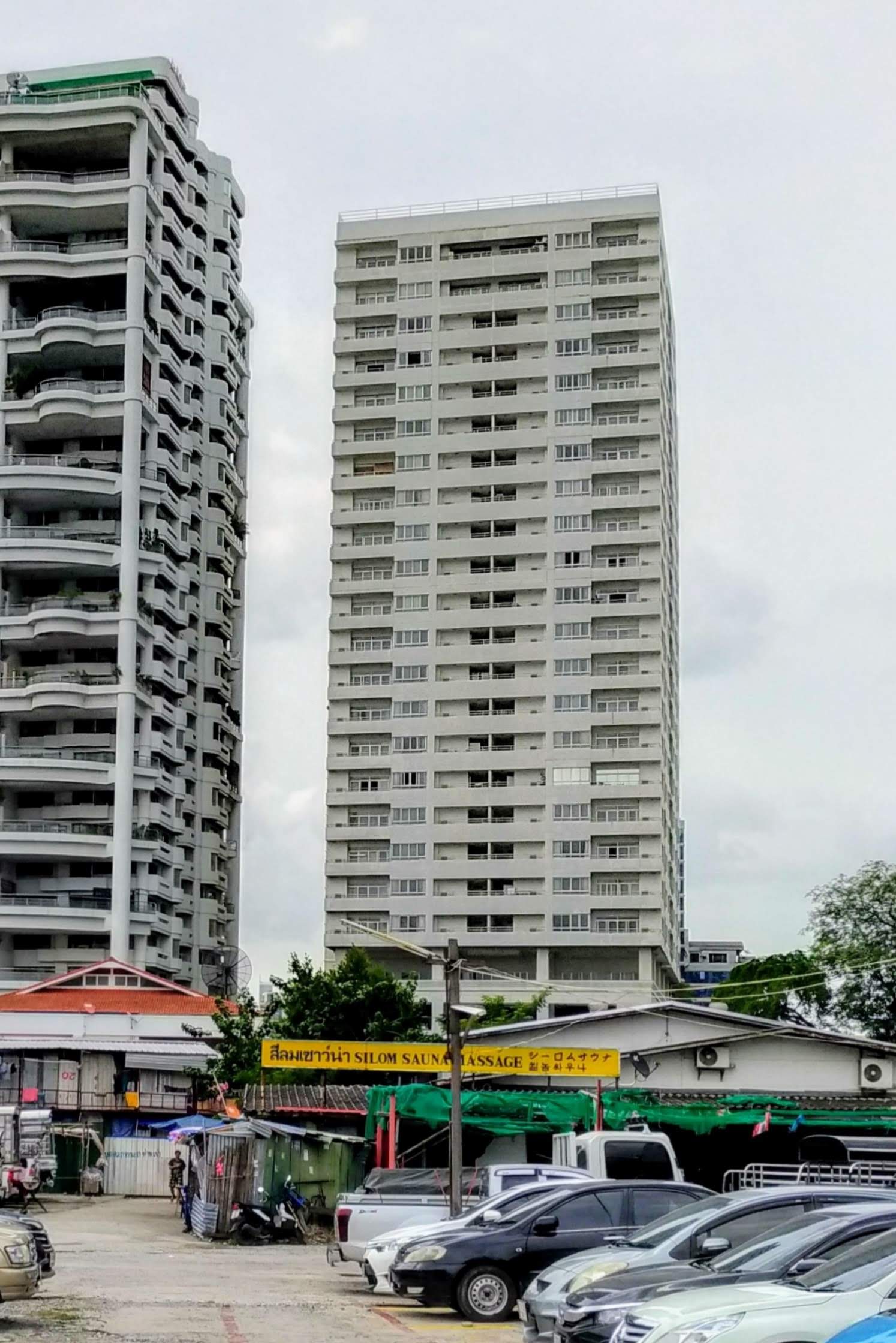 Krungthep Thani Tower