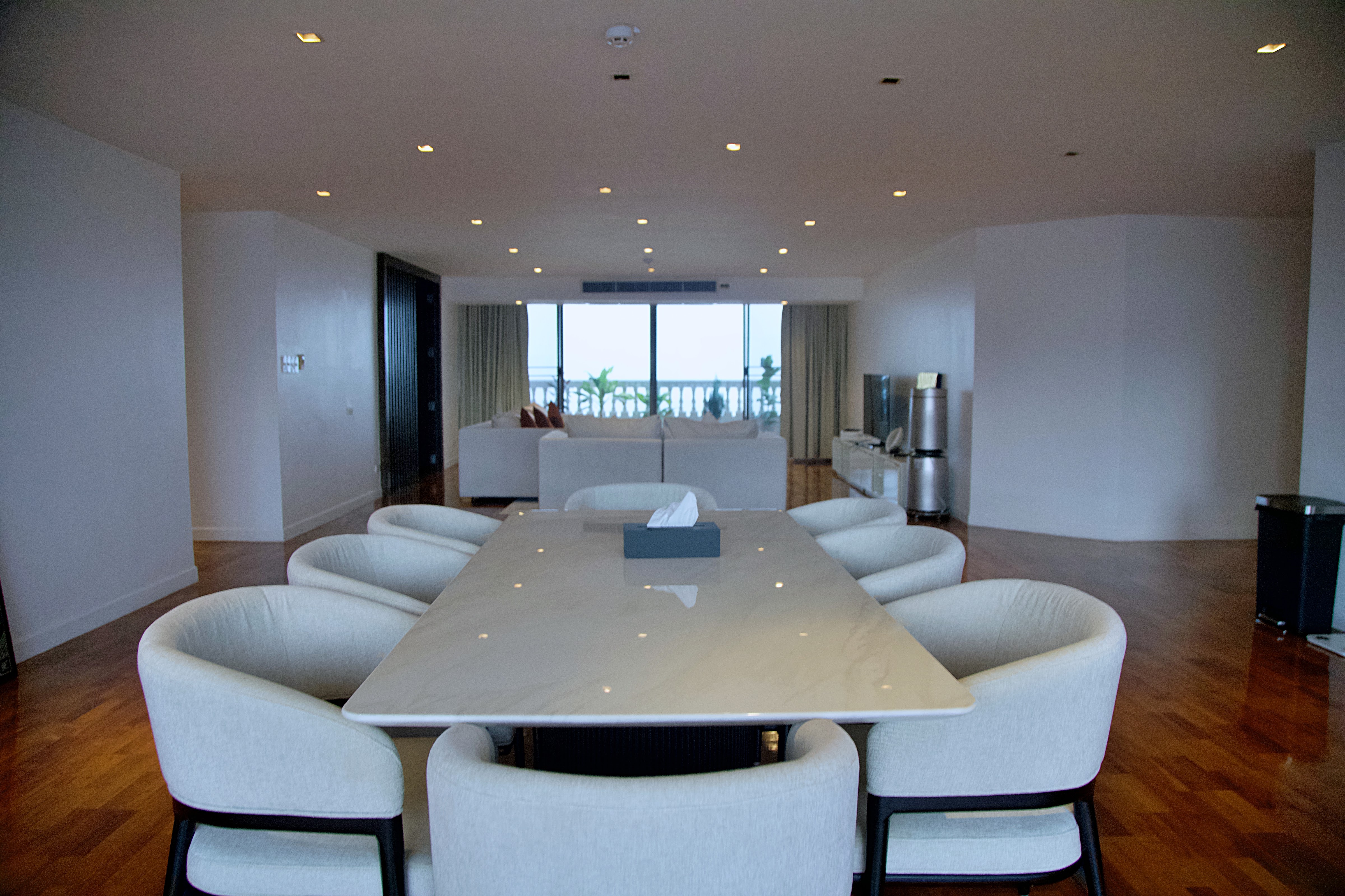 Lakeview Residences, Bangkapi Mansion Company Limited