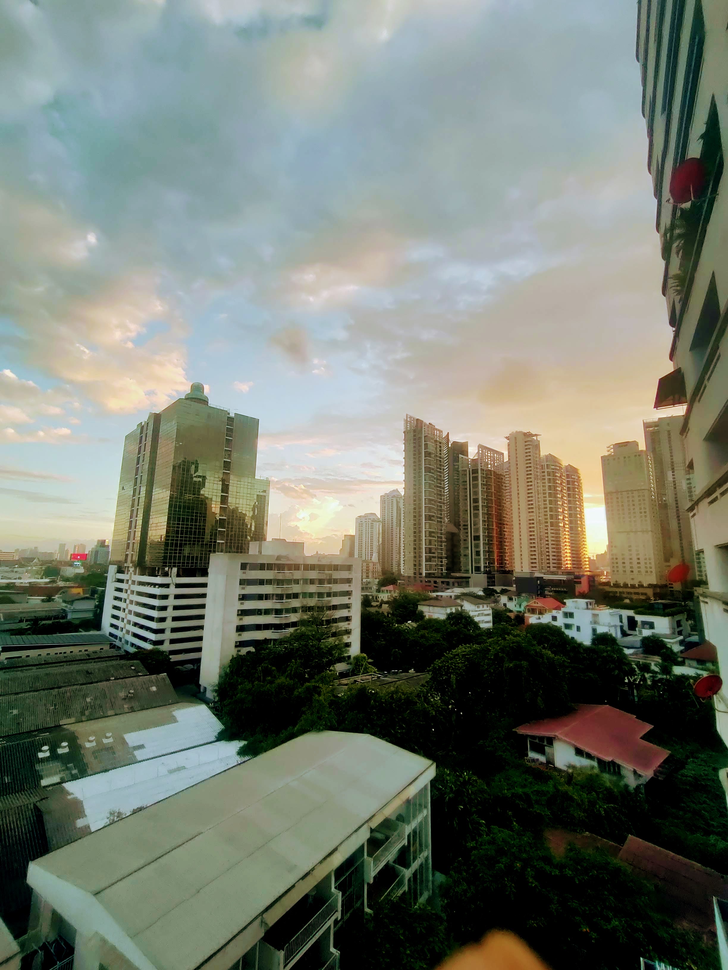 Mandison Suites