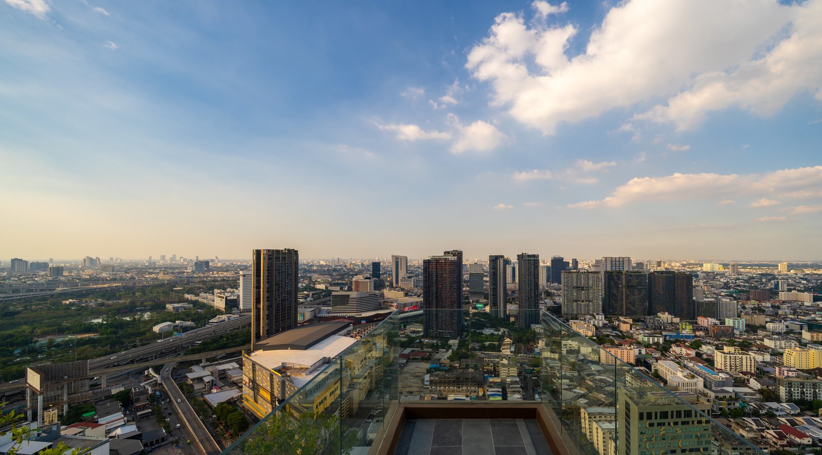 Metris District Ladprao