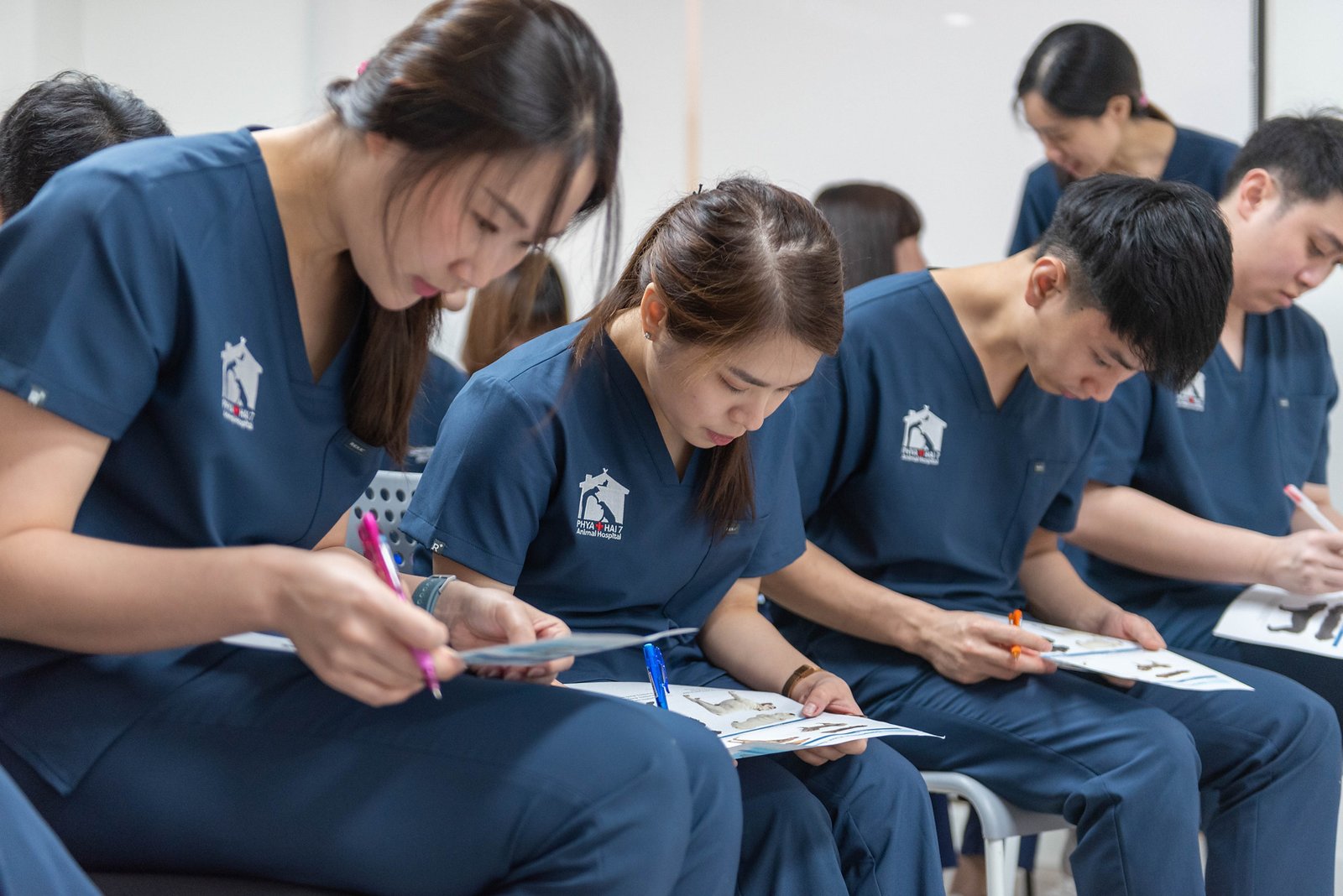 Phyathai 7 Animal Hospital Bang Na