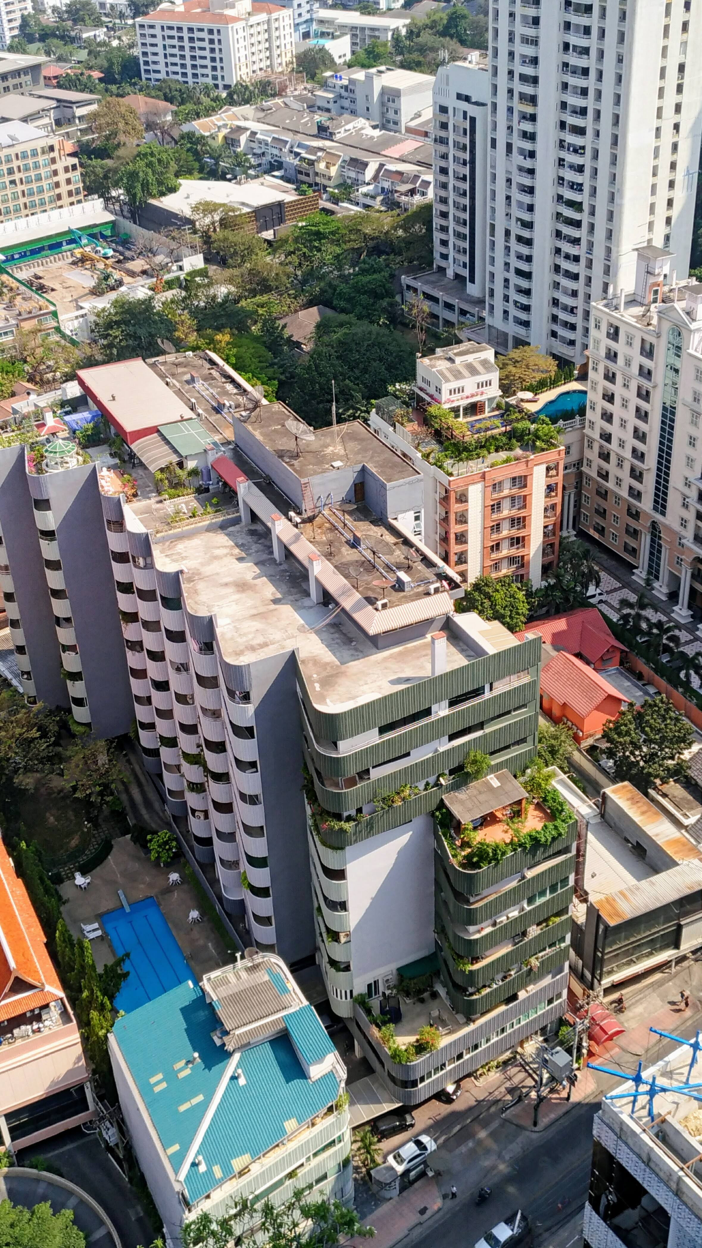 Premier Condominium