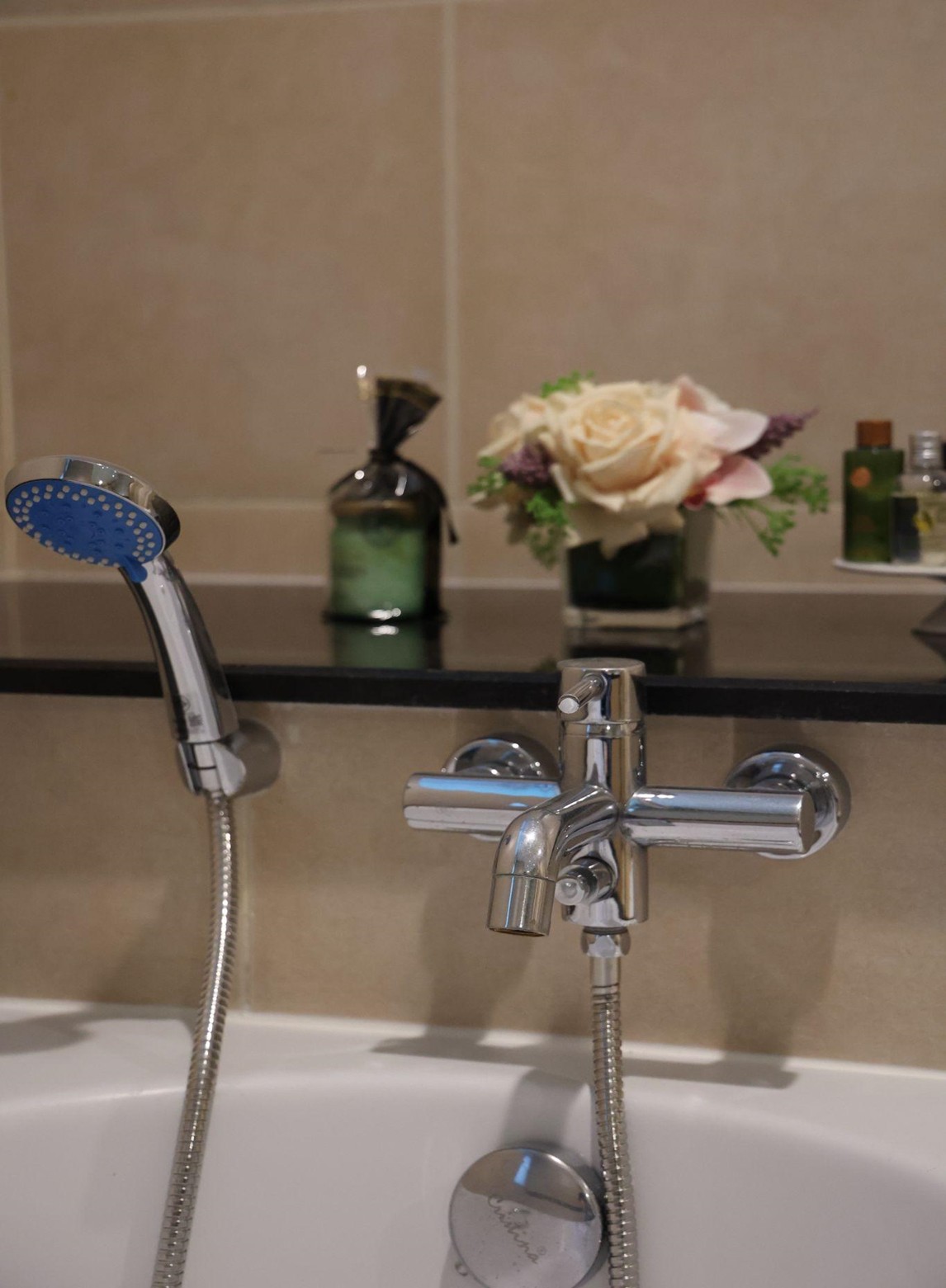 THE KNIGHT Sukhumvit 31 Residence