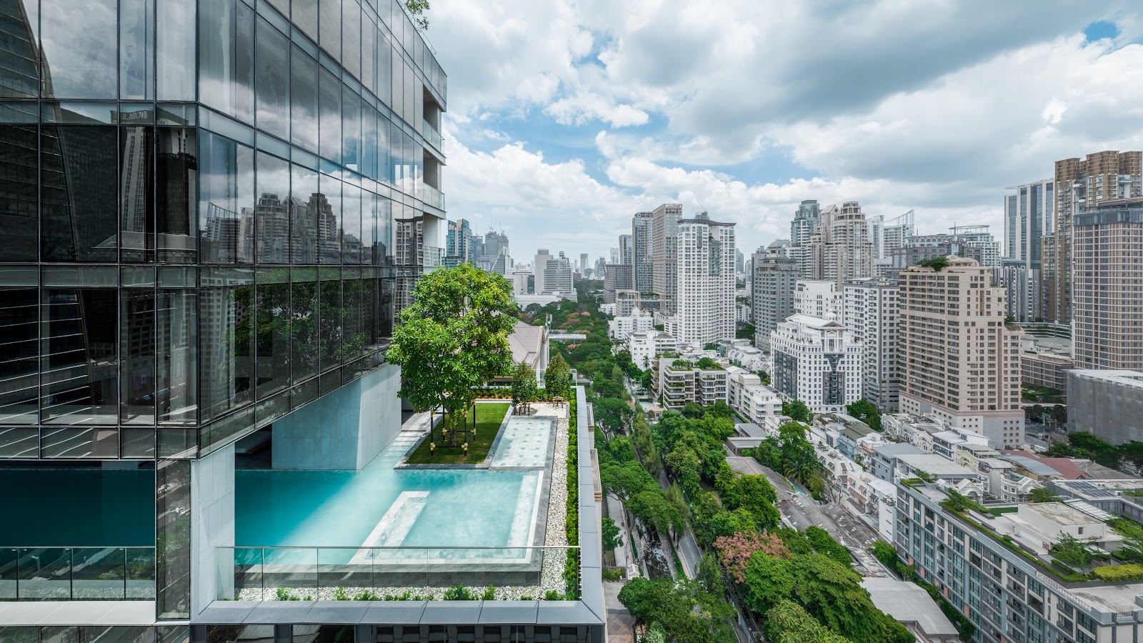 Ton Son One Residence
