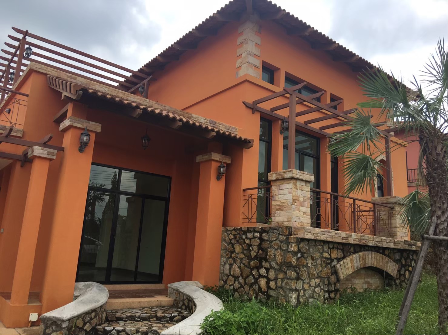 Ampio village Pattaya