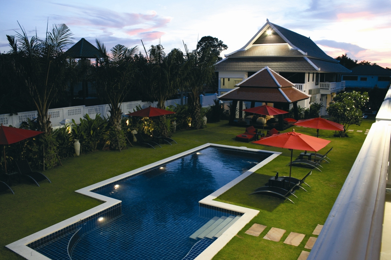 Palm Grove Resort