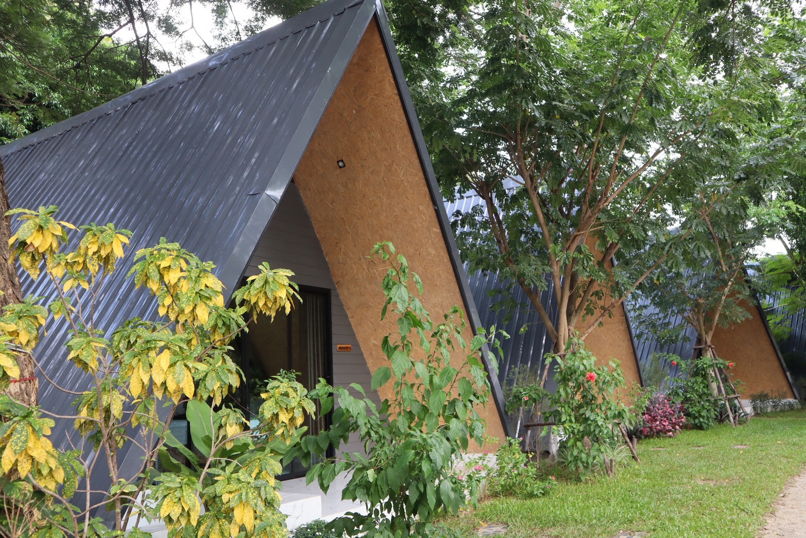 Manta Resort Kanchanaburi
