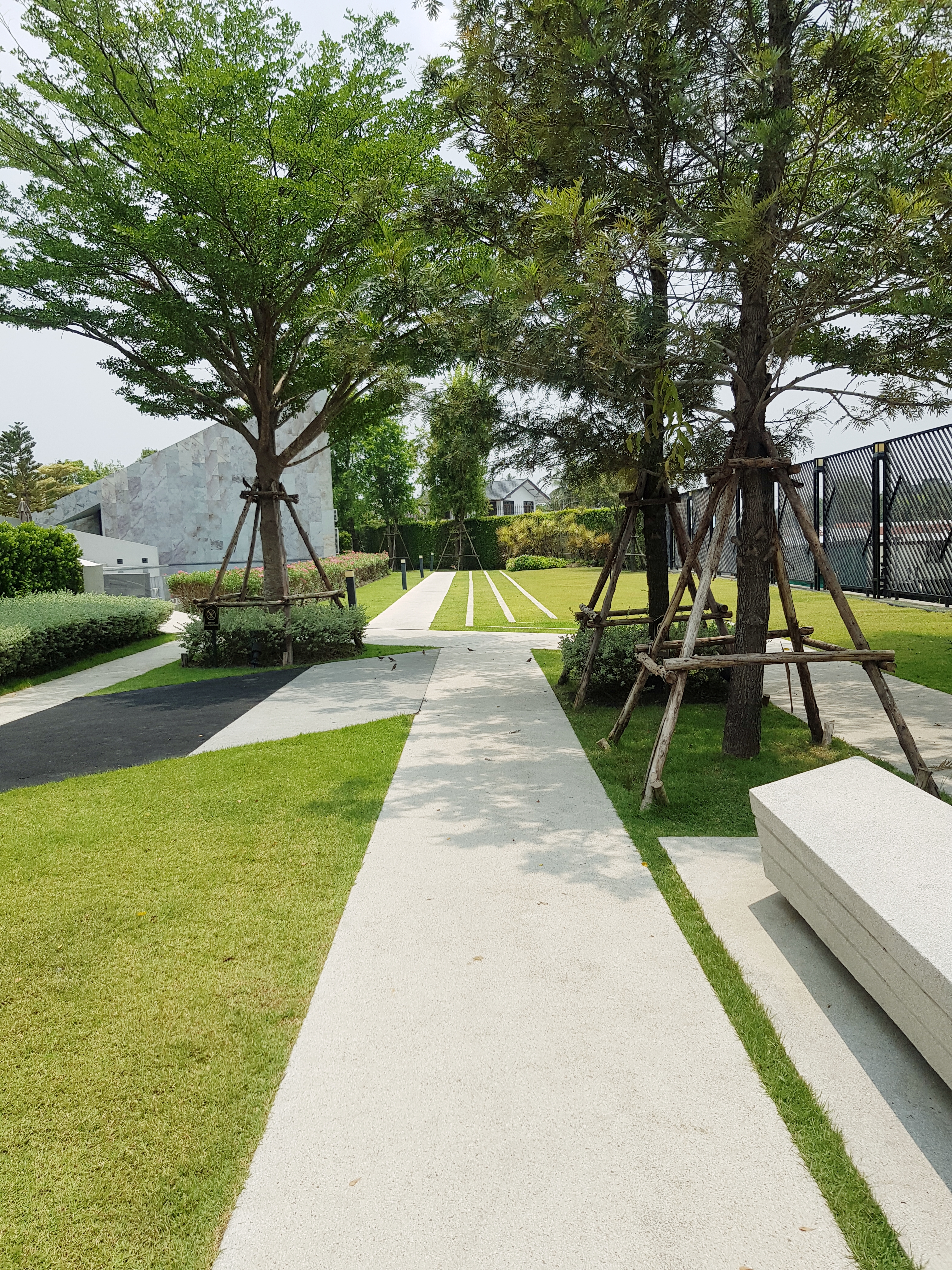 Bangkok Boulevard Sathorn Pinklao 2