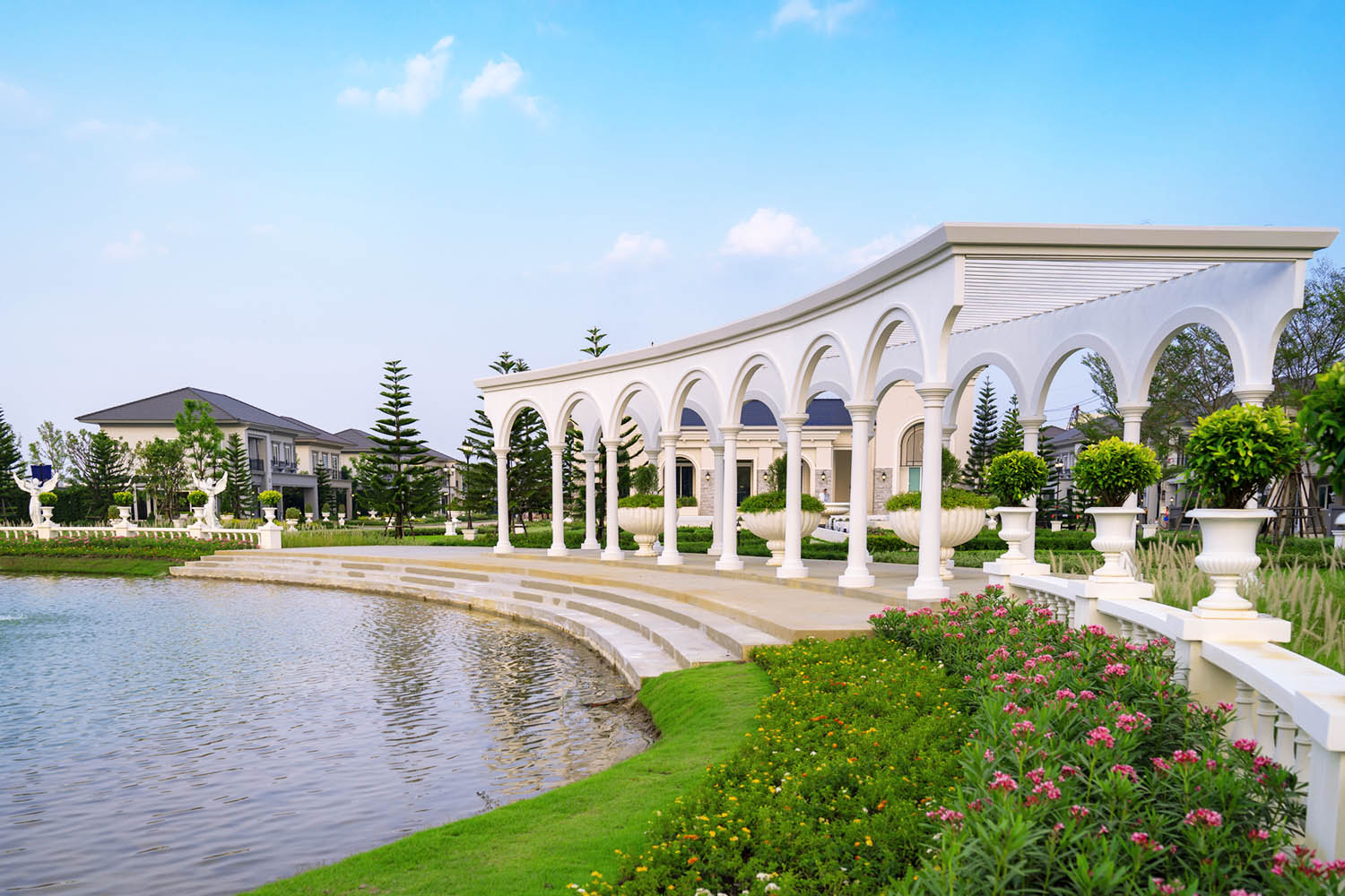 Grandio Vibhavadi-Rangsit