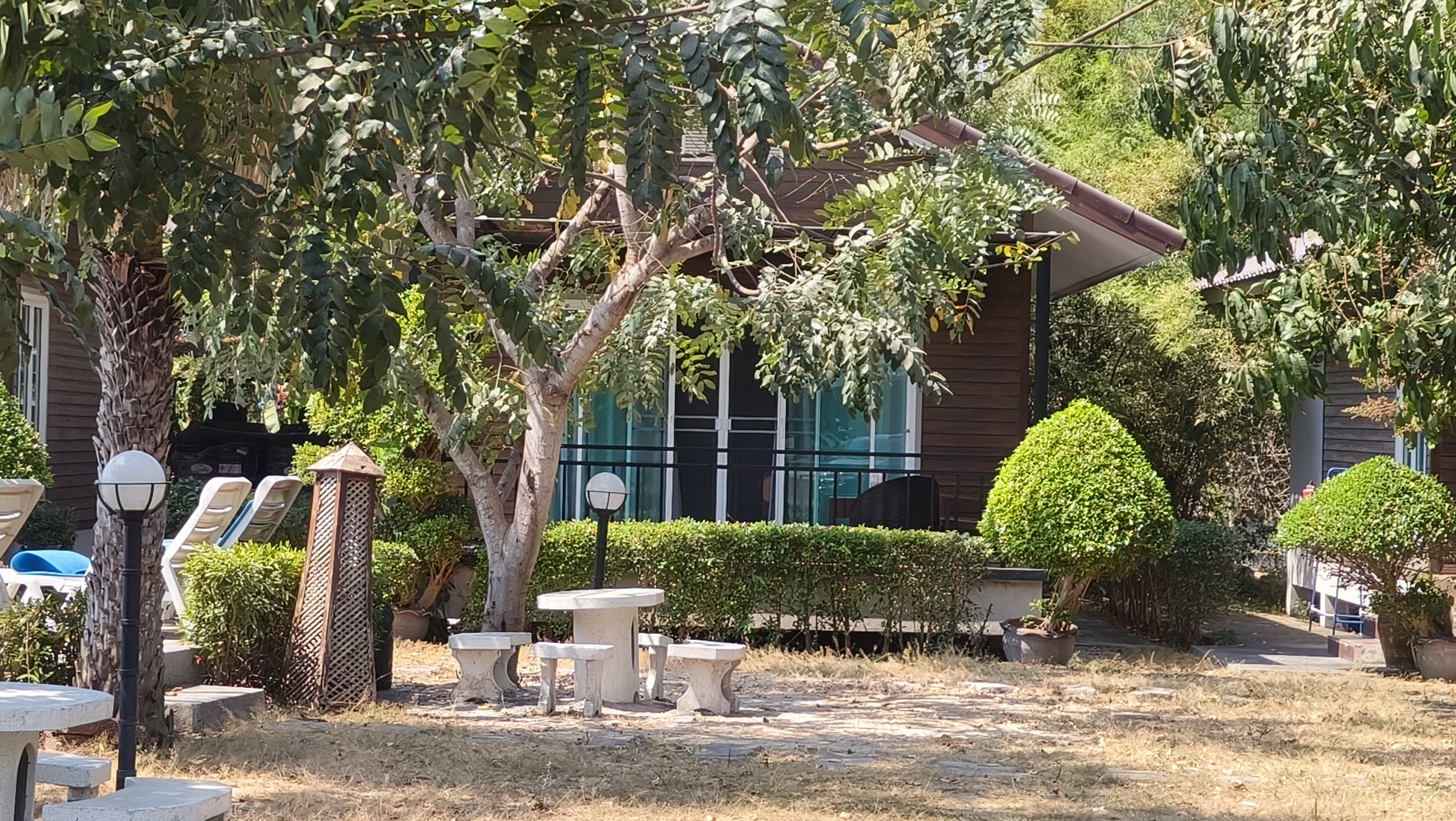 Monmai Resort