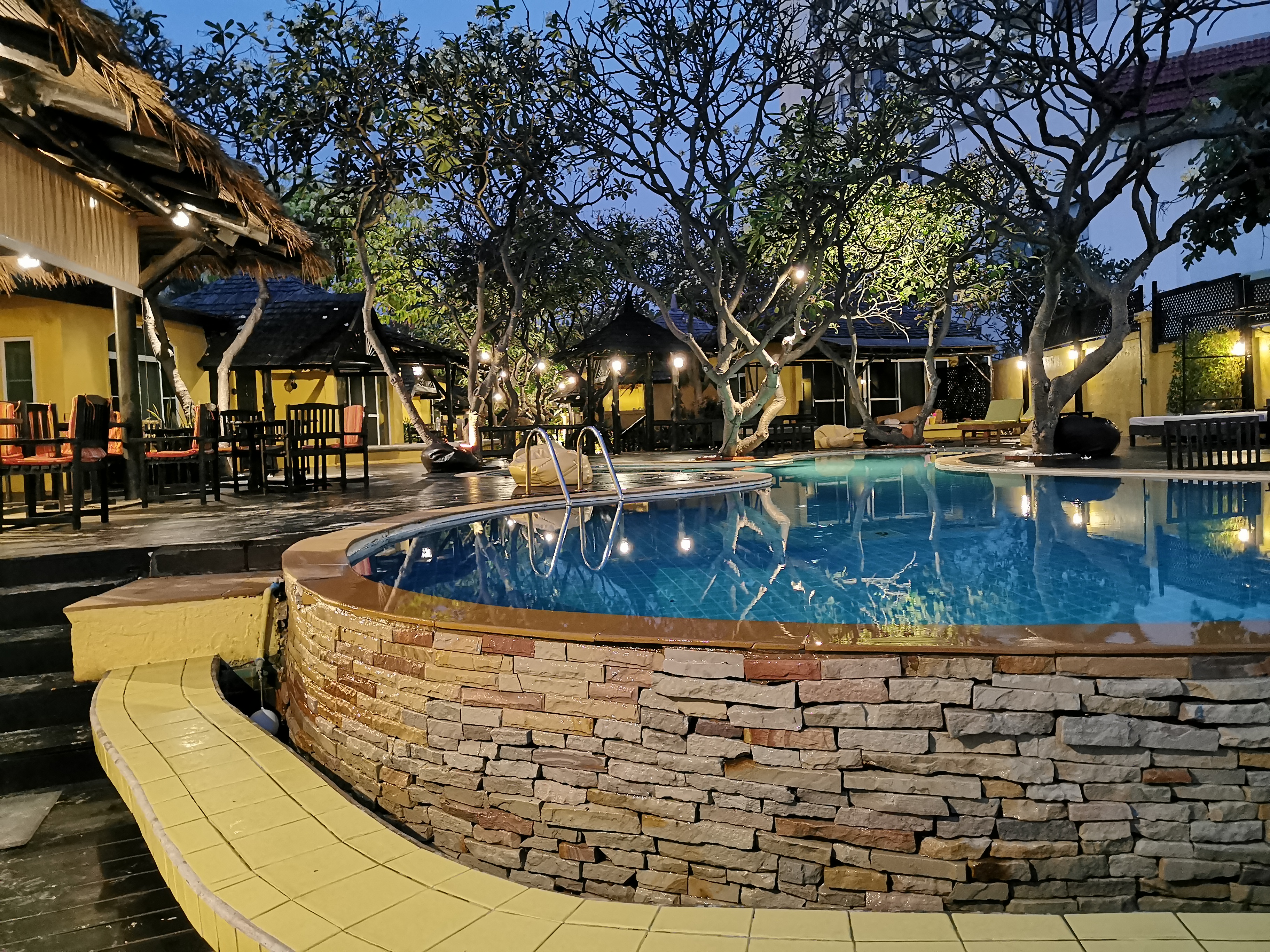 Supatra Hua Hin Resort