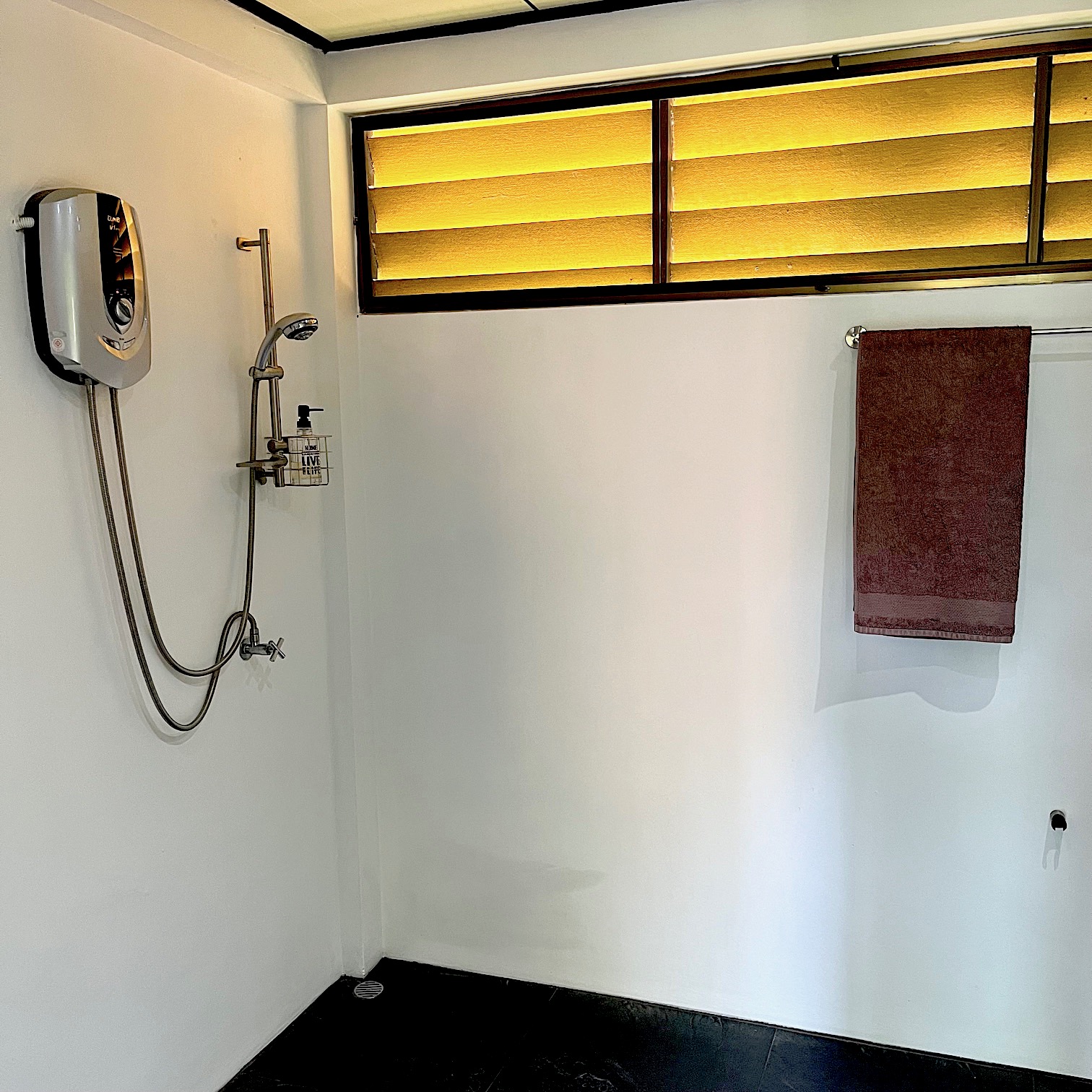 NaVari Homestay