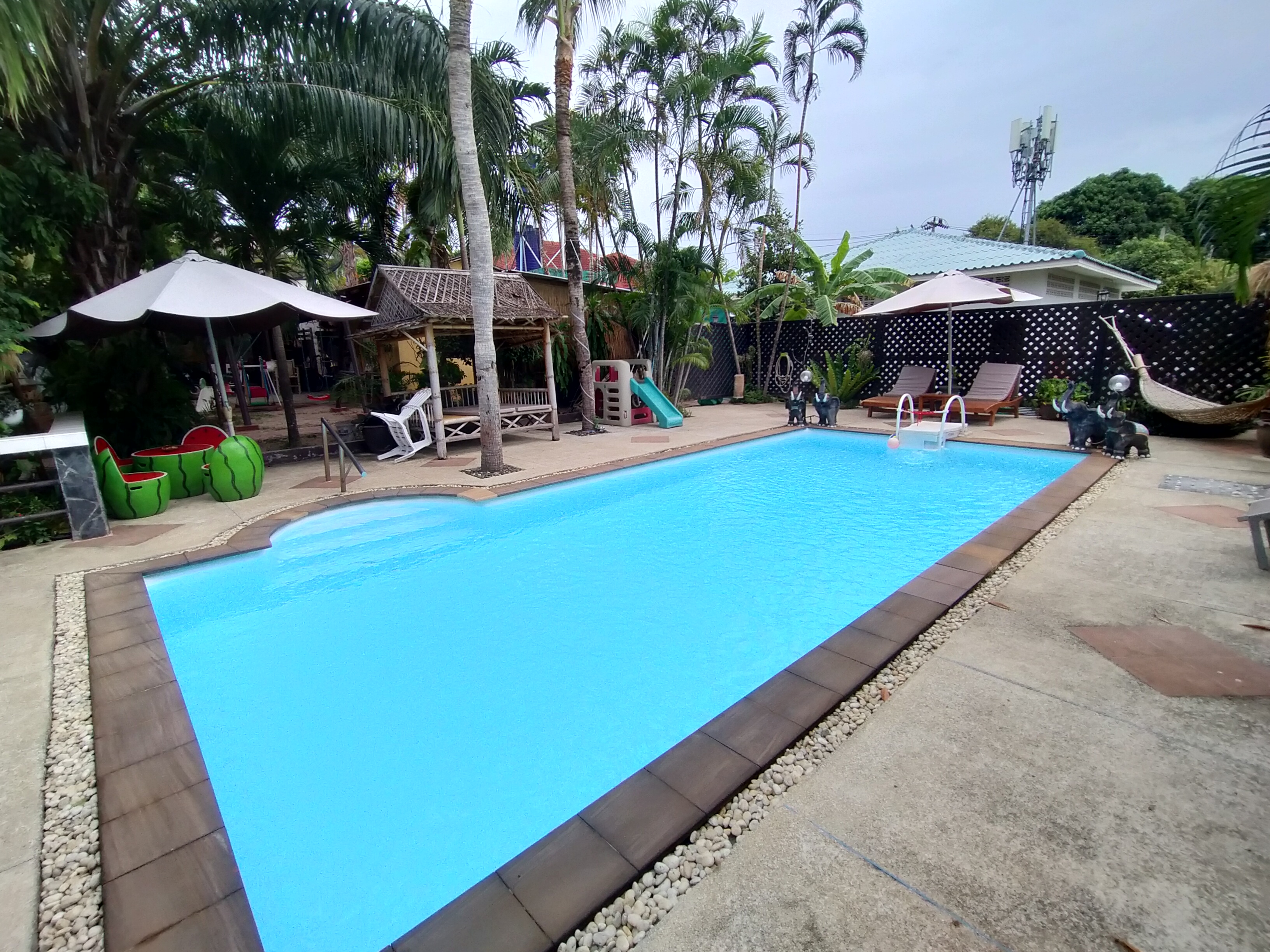 Beenat Garden